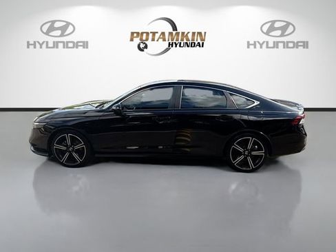Used 2024 Honda Accord Sport image 8