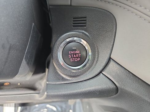 Used 2023 Subaru Outback Limited image 26