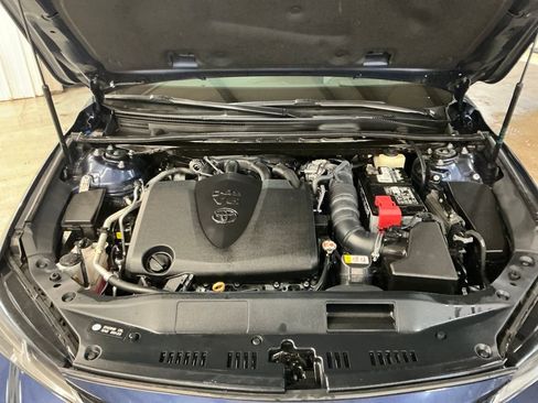 Certified 2019 Toyota Avalon Touring image 9