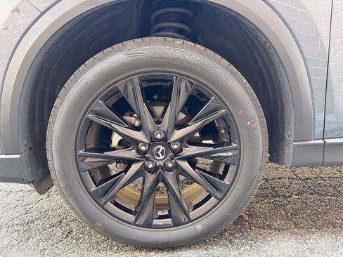 Used 2025 MAZDA CX-5 Carbon Edition image 9