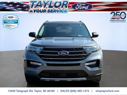 Certified 2023 Ford Explorer XLT w/ Equipment Group 202A