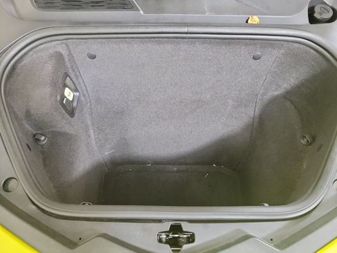 Used 2020 Chevrolet Corvette Stingray Preferred Cpe w/ 2LT Preferred Equipment Group RWD image 22