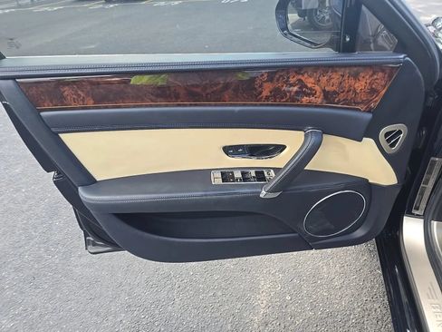 Used 2015 Bentley Flying Spur V8 AWD/4WD image 3