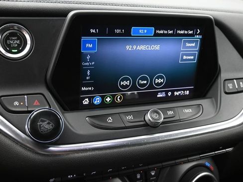 Used 2020 Chevrolet Blazer LT FWD image 9