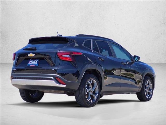 Used 2025 Chevrolet Trax LT FWD image 5