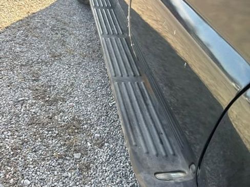 Used 2001 Ford F350 XLT image 10