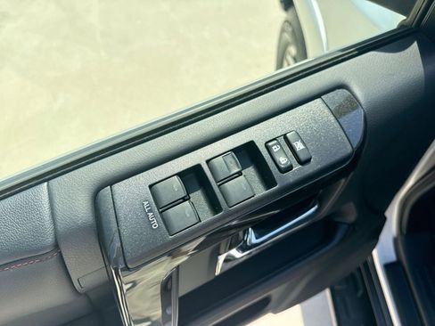 Used 2024 Toyota 4Runner TRD Off-Road Premium AWD/4WD image 15