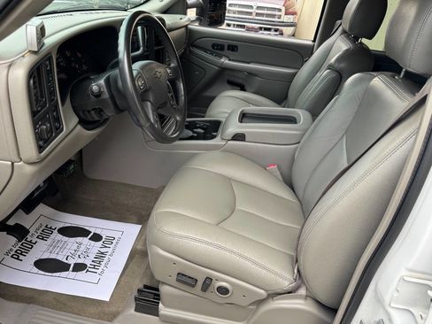 Used 2005 Chevrolet Silverado 3500 LT w/ Heavy-Duty Power Package image 47