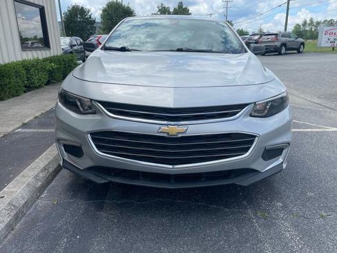 Used 2017 Chevrolet Malibu LS FWD image 3