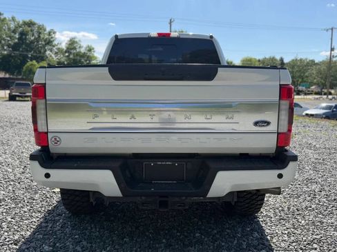 Used 2019 Ford F250 Platinum w/ Platinum Ultimate Package AWD/4WD image 5