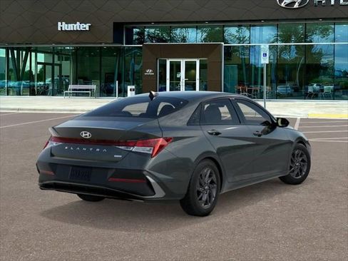 New 2026 Hyundai Elantra Blue FWD image 4