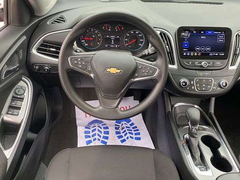 Used 2024 Chevrolet Malibu LT image 10