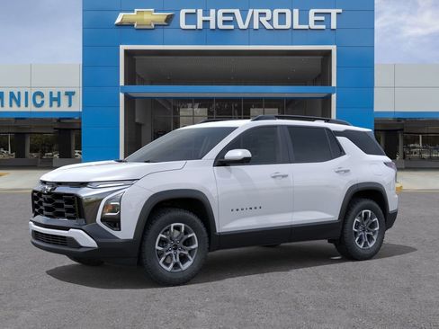 New 2026 Chevrolet Equinox ACTIV FWD image 2