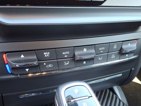 Used 2022 Maserati Ghibli F Tributo image 16