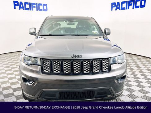 Used 2018 Jeep Grand Cherokee Altitude image 3