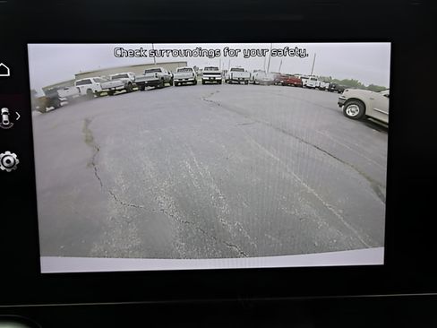 Used 2023 Kia Sorento S w/ Panoramic Sunroof Package FWD image 34