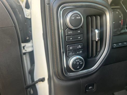 Used 2020 GMC Sierra 1500 AT4 w/ AT4 Premium Package AWD/4WD image 41