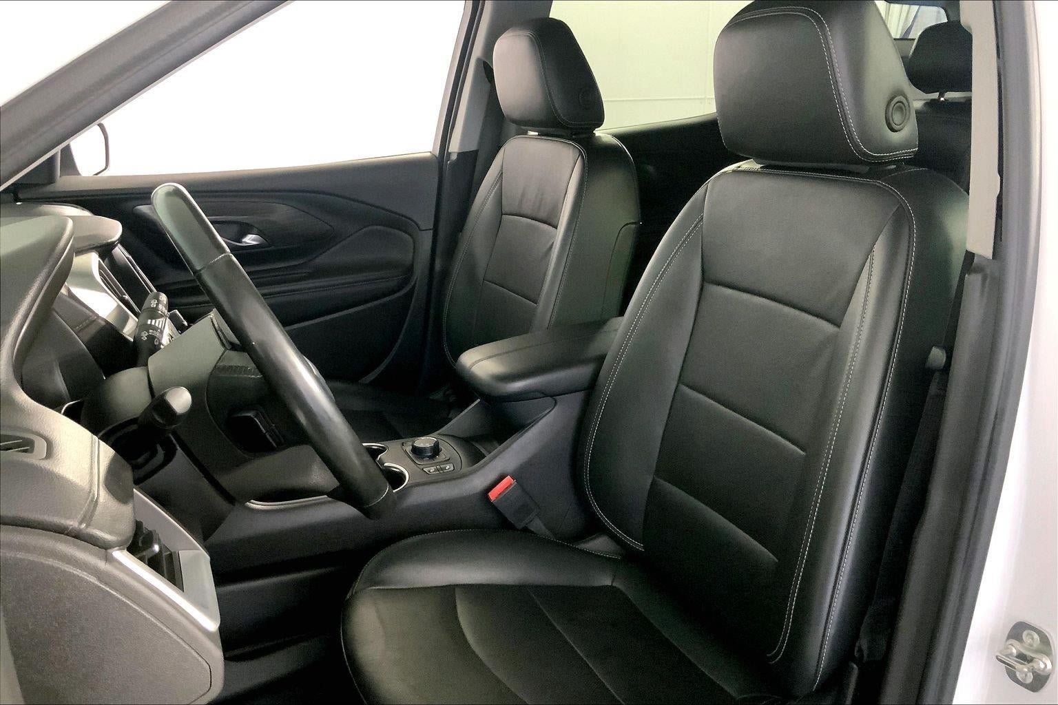 Used 2024 GMC Terrain SLT AWD/4WD image 22