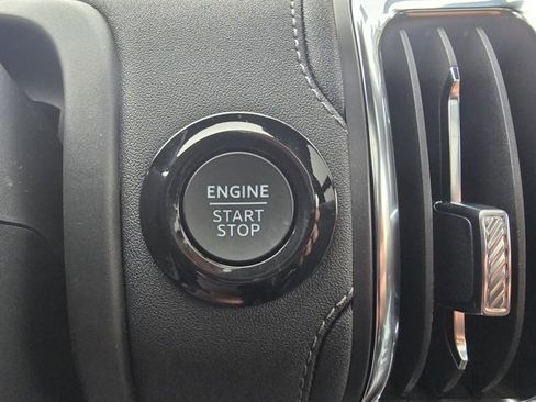 New 2025 Ford Expedition Max Platinum w/ Stealth Performance Package image 29