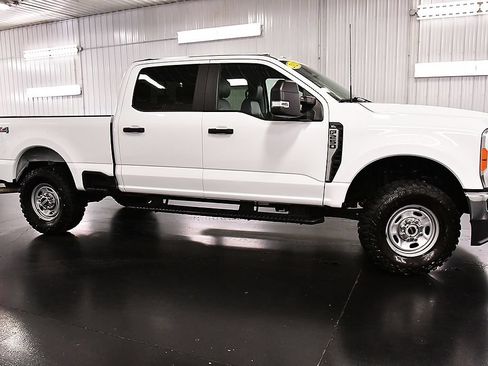 Used 2023 Ford F250 XL w/ XL Driver Assist Package AWD/4WD image 8