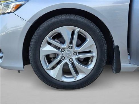 Used 2019 Honda Accord LX image 22