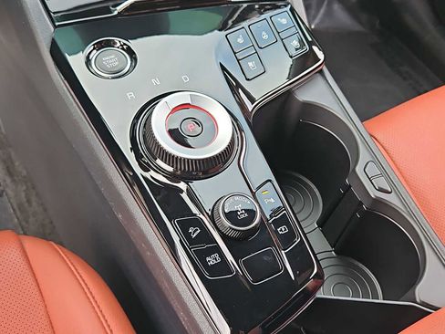 Used 2024 Kia Sportage SX Prestige image 33