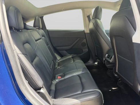Used 2020 Tesla Model Y Long Range image 33