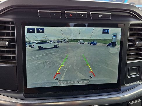 Used 2022 Ford F150 Lariat w/ FX4 Off-Road Package AWD/4WD image 27