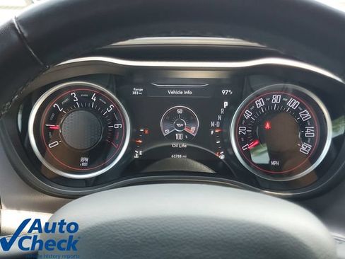 Used 2022 Dodge Challenger SXT RWD image 22