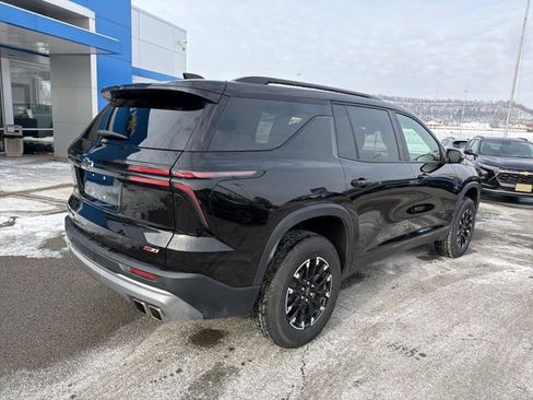 Used 2025 Chevrolet Traverse Z71 w/ Driver Confidence Package image 4