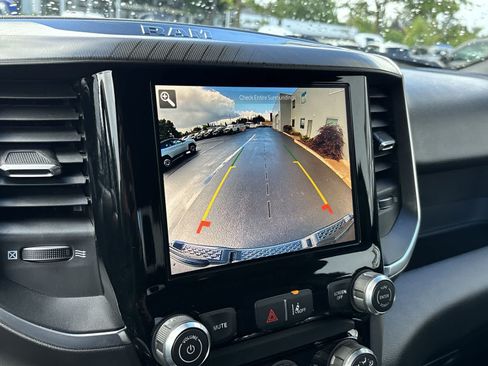 New 2026 RAM 1500 Express AWD/4WD image 18