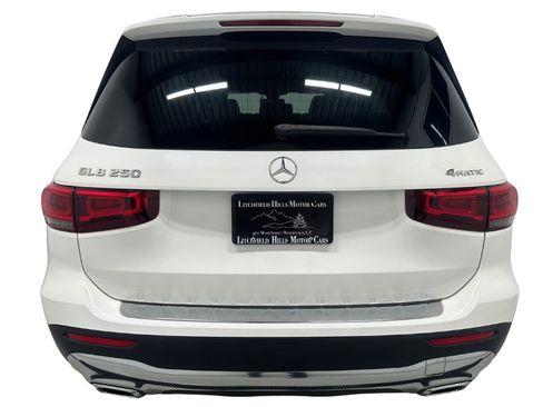 Used 2020 Mercedes-Benz GLB 250 4MATIC image 5