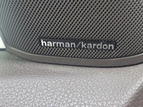 Used 2014 Mercedes-Benz E 350 Sedan image 18