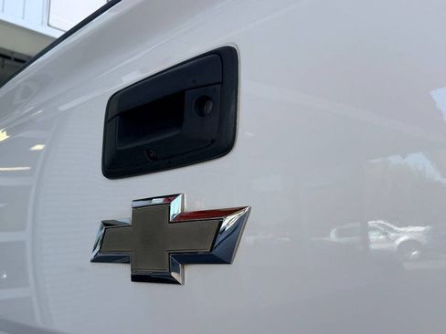 Used 2017 Chevrolet Silverado 2500 High Country w/ Duramax Plus Package AWD/4WD image 9