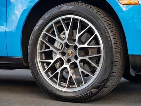 Used 2017 Porsche Macan S image 8