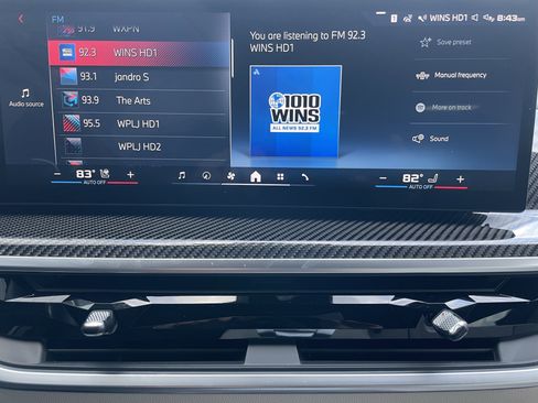 Used 2024 BMW X7 M60i w/ Executive Package image 29