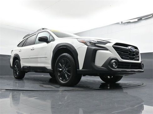 Used 2025 Subaru Outback Onyx Edition XT image 30
