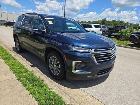 Used 2023 Chevrolet Traverse LT w/ LPO, Floor Liner Package AWD/4WD image 2