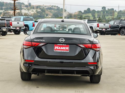Used 2025 Nissan Sentra SV w/ Trunk Package FWD image 6