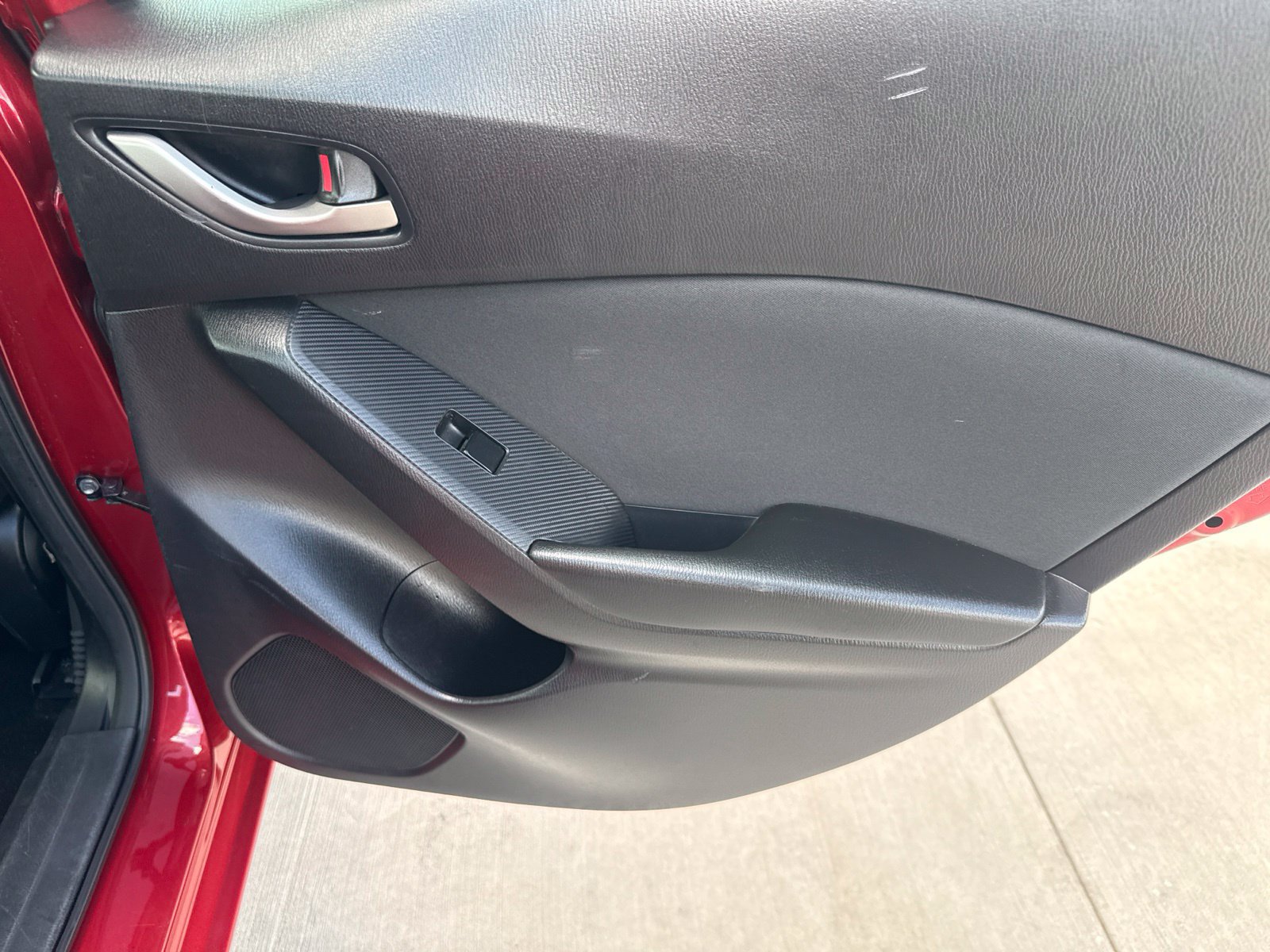 Used 2016 MAZDA MAZDA3 i Sport w/ Preferred Equipment Package FWD image 23