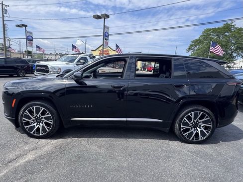 New 2025 Jeep Wagoneer S Limited image 4