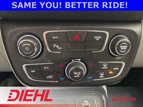 Certified 2018 Jeep Compass Limited w/ Navigation Group image 33