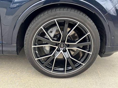 Used 2025 Audi Q7 3.0T Prestige w/ Prestige Package image 11