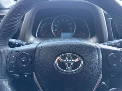 Used 2014 Toyota RAV4 XLE AWD/4WD image 32