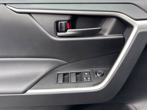 New 2025 Toyota RAV4 LE image 12