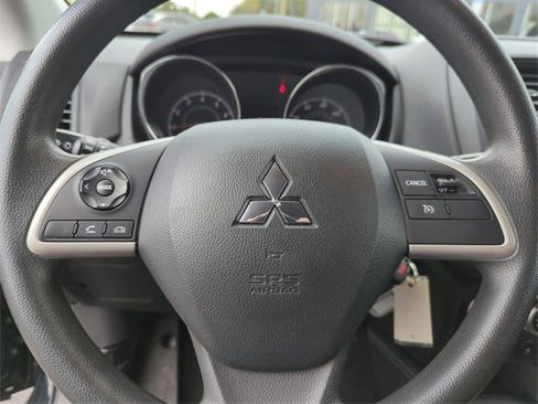Used 2023 Mitsubishi Outlander Sport ES image 39