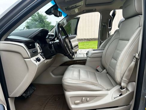 Used 2019 GMC Yukon XL Denali w/ Open Road Package image 11