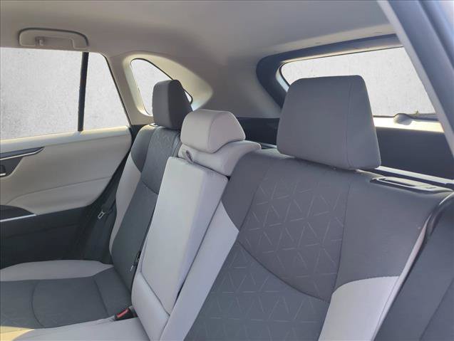 Certified 2025 Toyota RAV4 XLE FWD image 27