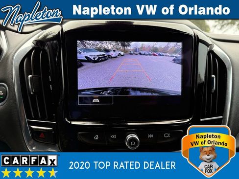 Used 2023 Chevrolet Traverse LT image 26