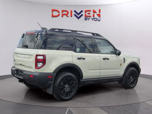 Used 2025 Ford Bronco Sport Badlands AWD/4WD image 5